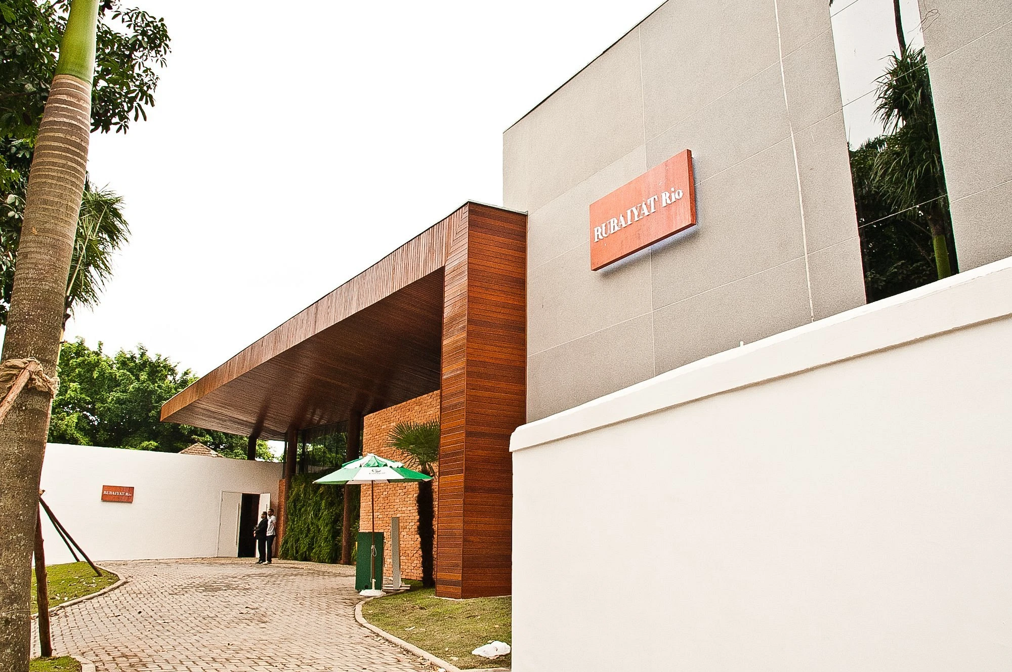 Veranda at Jockey - Premium Meats & Cristo View - Image